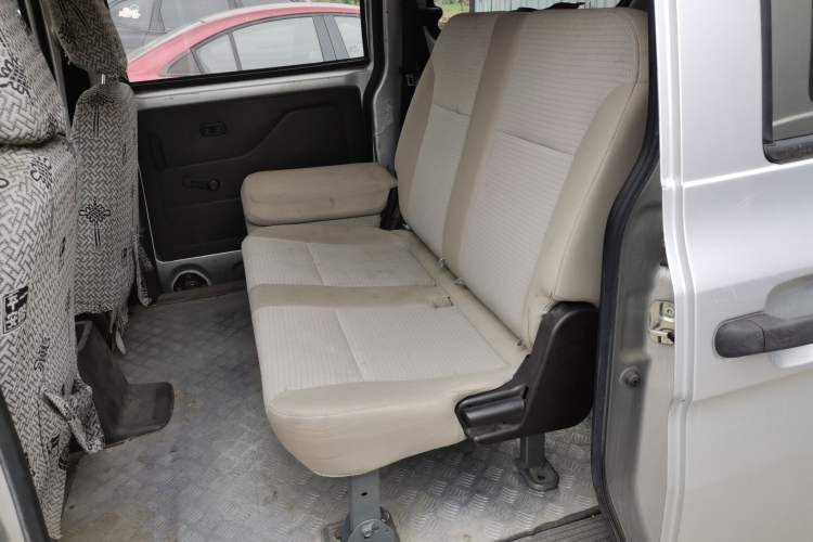 Used Wuling Hongguang V 2019 1.5L Jingqu Version China VI LAR