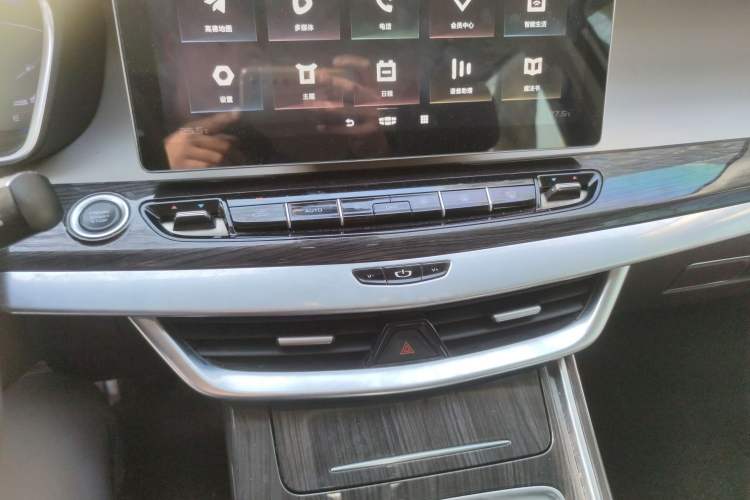 Used Geely Auto Jiajie 2021 1.8TD DCT Luxury Model
