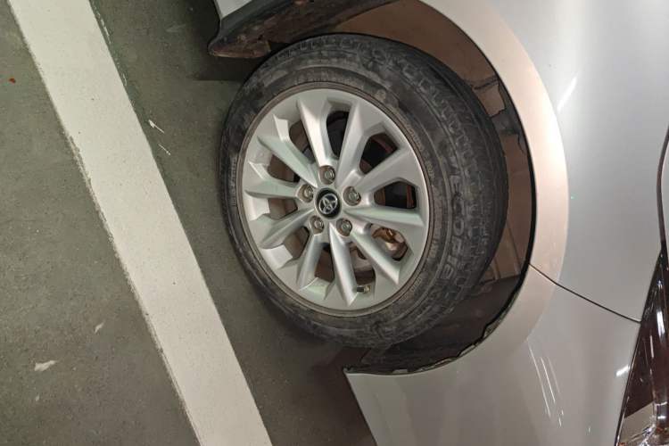 Used Toyota Corolla 2021 1.2T S-CVT Elite PLUS Edition Right Front Wheel Hub