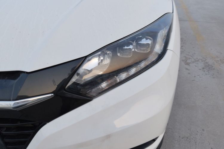 Used Honda Vezel 2017 1.8L CVT Front-Wheel Drive Pioneer Edition