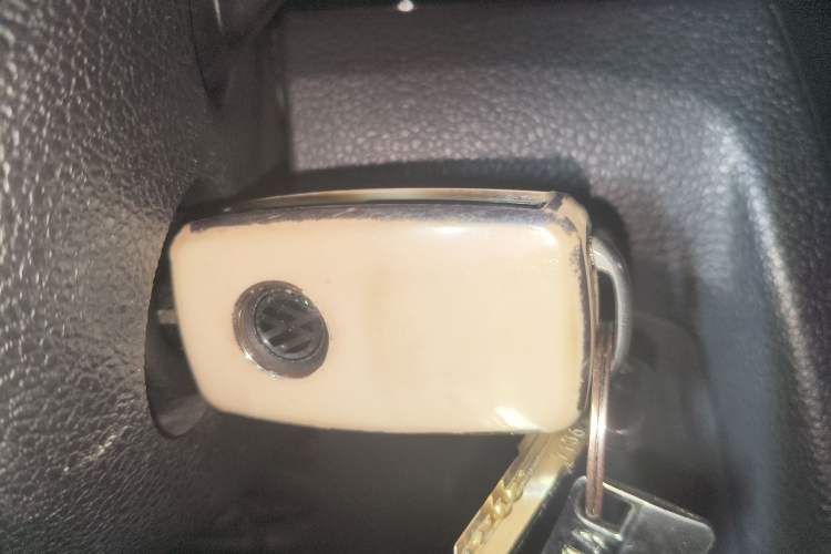 Used Volkswagen Bora 2016 1.6L Automatic Comfort Model Vehicle Key