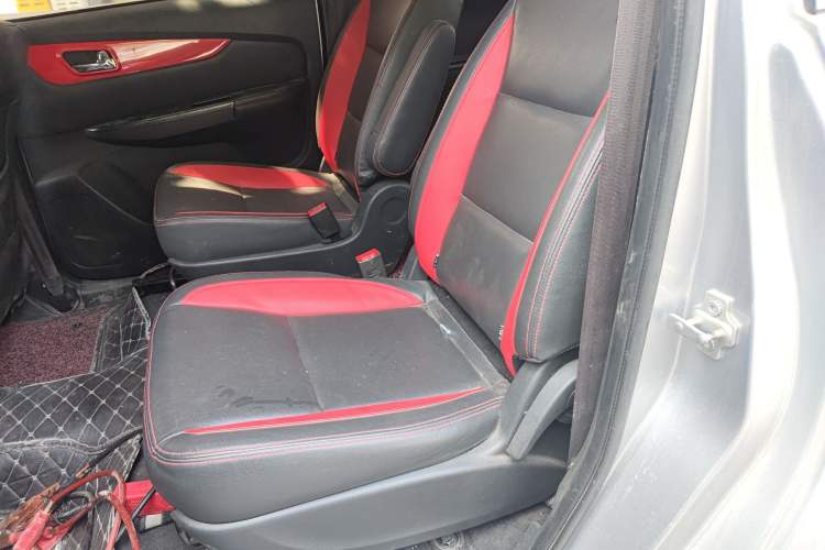 Used Foton Jiatu ix7 2016 1.5L ZhiZun Model