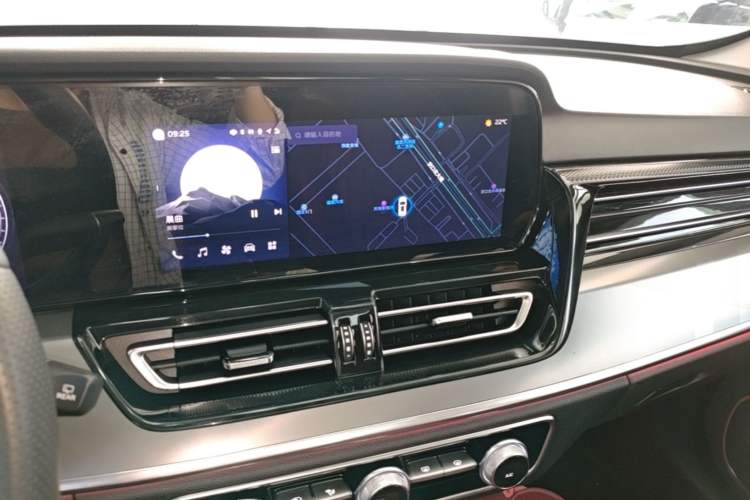 Used Hongqi HS5 2023 2.0T Four-Wheel Drive Flagship Pro Edition
