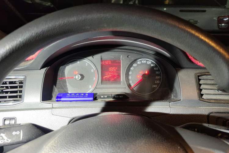 Used Volkswagen Santana 2016 1.6L Manual Fashion Edition Instrument Cluster