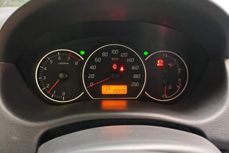 Used Suzuki Swift 2016 1.5L Automatic Fashionable Coolplay Edition