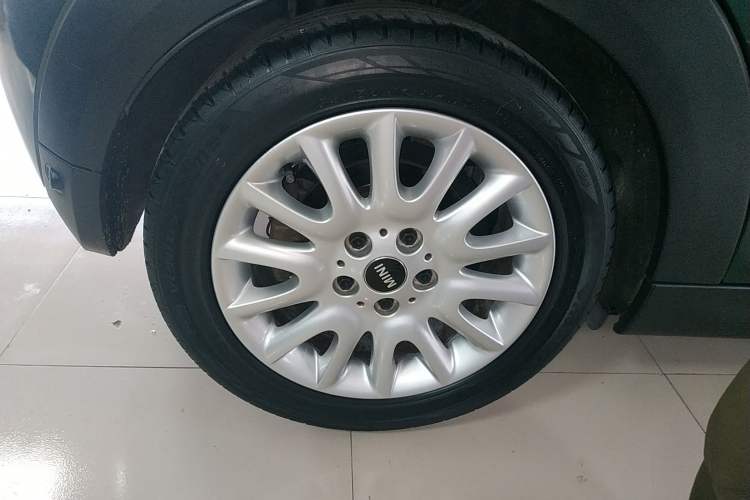 Used MINI 2016 1.2T ONE Pioneer Edition Right Rear Wheel Hub