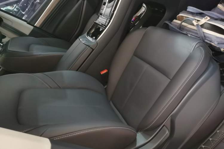 Used GAC Trumpchi M8 2023 Lingxiu Series 390T Deluxe Edition
