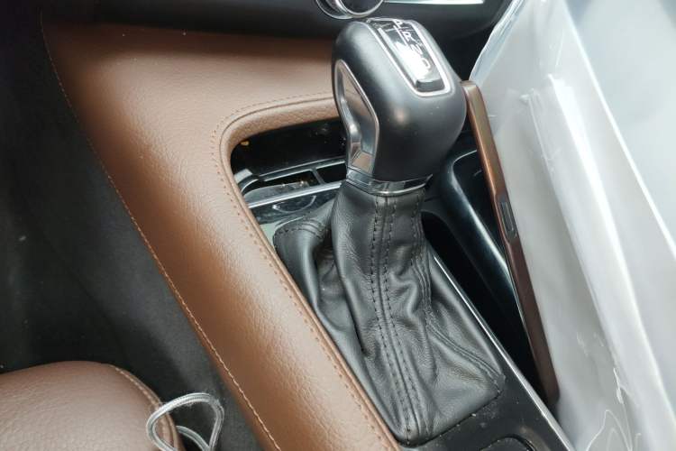 Used Volvo S90 2018 T4 Zhiyuan Edition Gear Lever