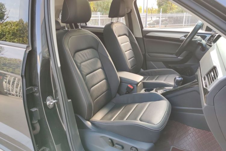 Used Volkswagen Tayron 2022 280TSI Two-Wheel Drive Luxury Smart Connectivity Version
