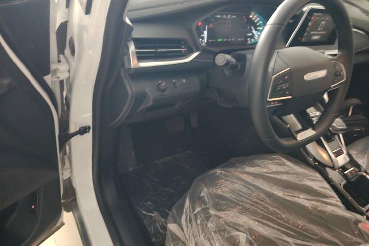 Used SAIC MAXUS Dajia 5 2024 1.3T PLUG-IN Enjoyment Edition 7-Seater
