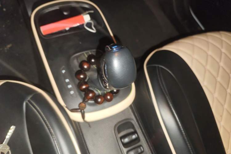 Used Roewe Clever 2021 302 km New Four-Seater Super-Efficient Version