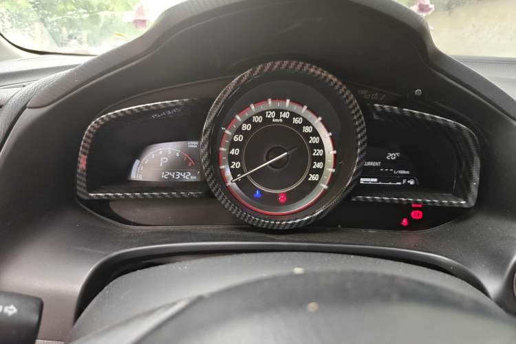 Used Mazda 3 Axela 2016 Sedan 1.5L Automatic Comfort Model Instrument Cluster