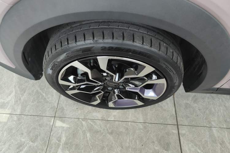 Used Lynk & Co 06 2023 Remix 1.5T Shero
