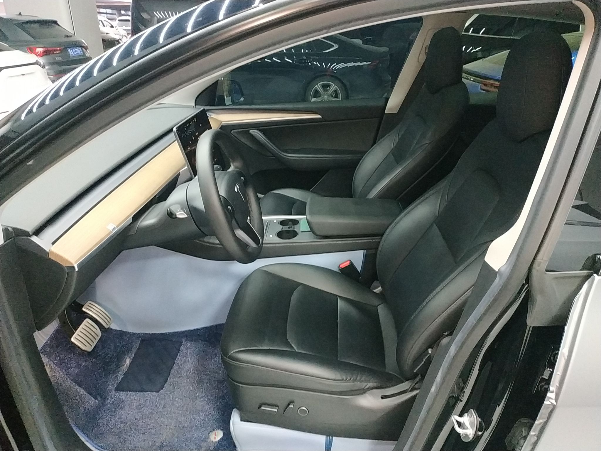 Interior delantero