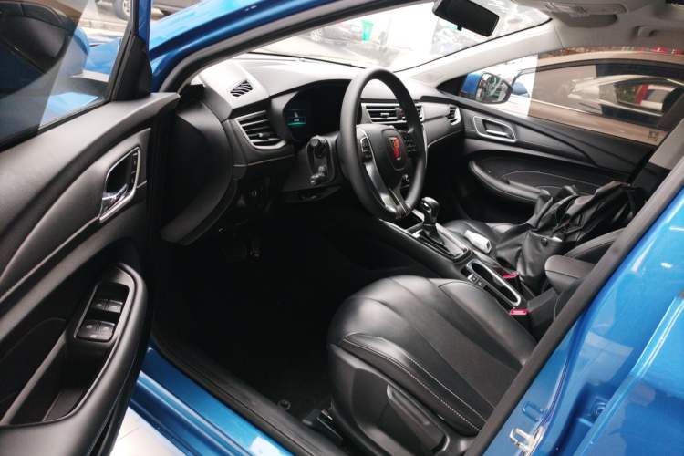 Used Roewe i5 2020 1.5L Automatic 4G Connect Luxury Flagship Edition