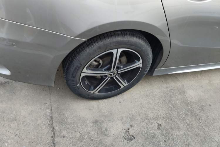 Used Mercedes-Benz A-Class 2022 Revised Version A 200 L Sport Sedan Fashionable Style