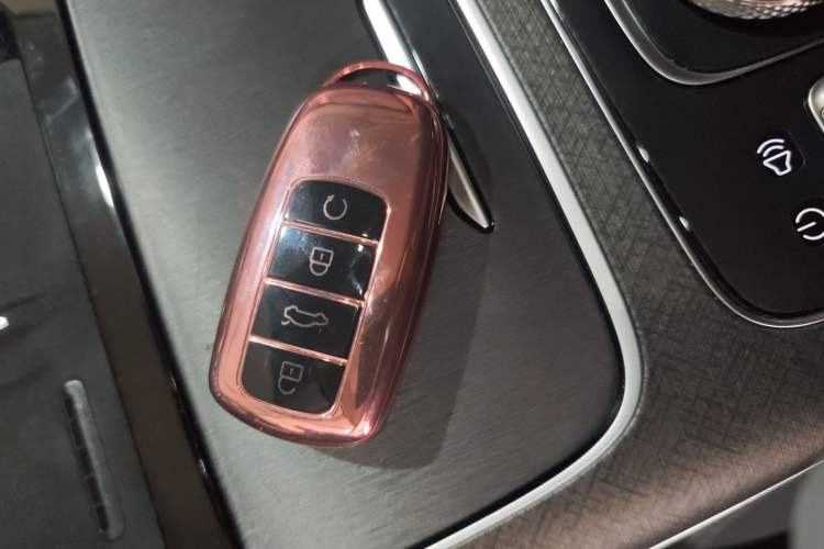 Used Chery Tiggo 9 2023 2.0T Automatic Two-Wheel Drive Luxury Edition 5 Seats Vehicle Key