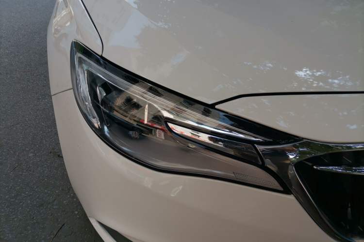 Used Buick GT 2018 18T Automatic Elite Model Right Front Headlight