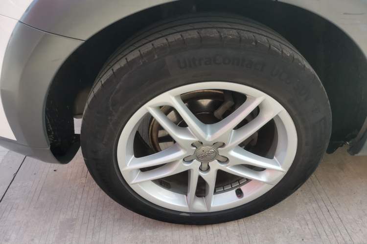 Used Audi Q5 2017 Plus 40 TFSI Technology Model