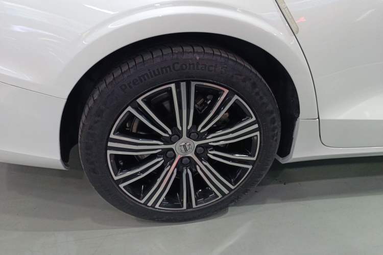 Used Volvo V60 2022 B5 Zhiyuan Luxury Edition