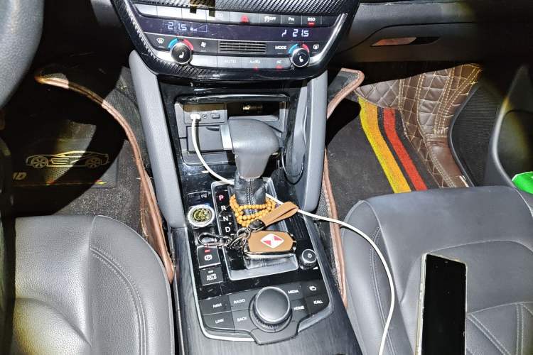 Used BORGWARD BX7 2018 28T Two-Wheel Drive Luxury Version 5 Seats China VI Emission Standard