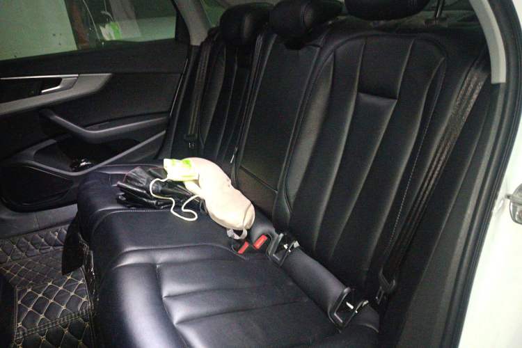 Used Audi A4L 2018 30th Anniversary Edition 40 TFSI Trendy Model