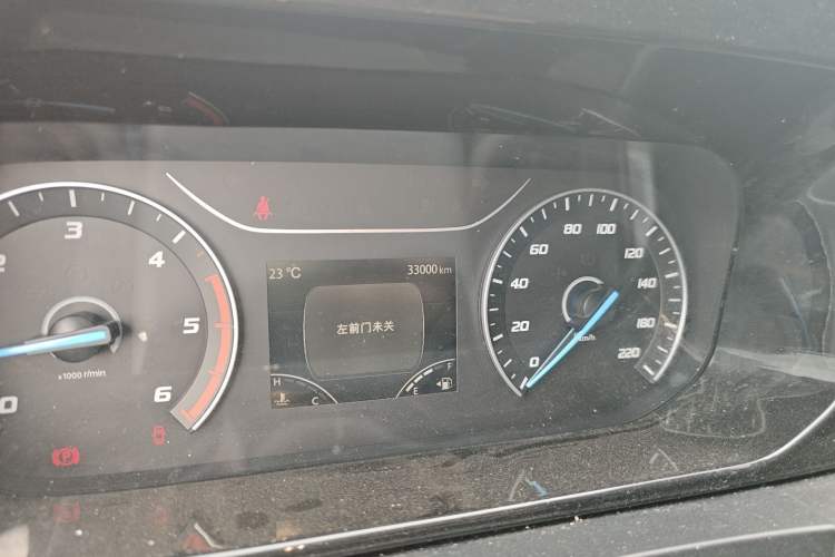 Used Ford Transit 2023 2.0T Diesel Manual Multifunction Commercial Vehicle Short Wheelbase Low Roof 5/6 Seats