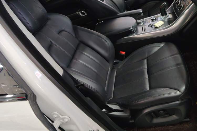 Used Land Rover Range Sport 2017 3.0 SC V6 SE Right Front Seat