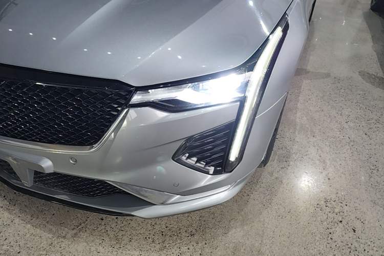 Used Cadillac CT4 2023 25T Luxury Model Left Front Headlight