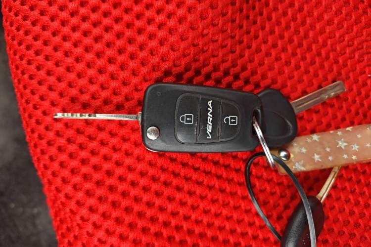 Used Hyundai Verna (older generation) 2014 1.4L Automatic Smart GLS