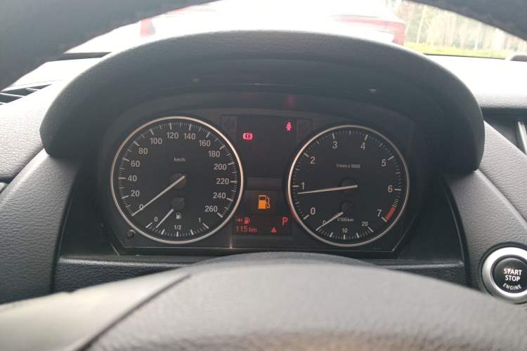 Used BMW X1 2012 sDrive18i Luxury Edition Instrument Cluster