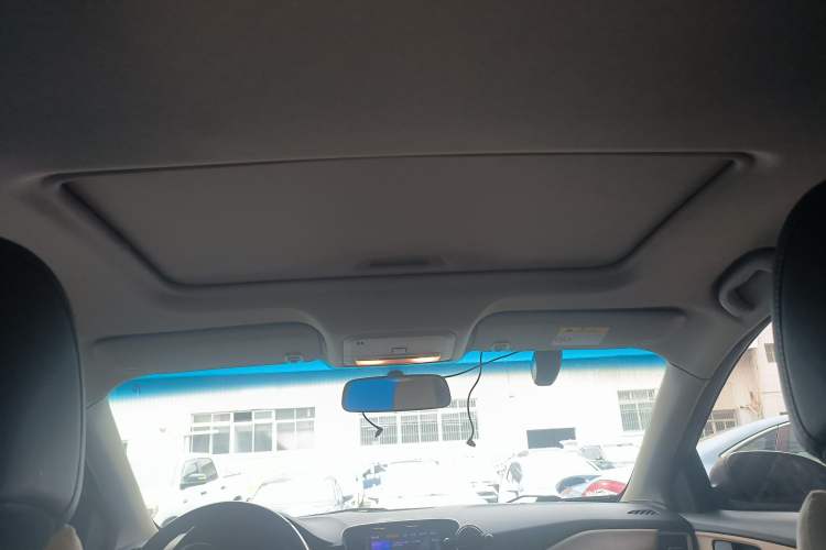 Used Chevrolet Monza 2022 320 Automatic Enjoyment Sunroof Version Headliner