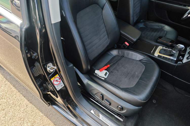 Used Volkswagen Magotan 2015 Revised Version 2.0 TSI Luxury Edition
