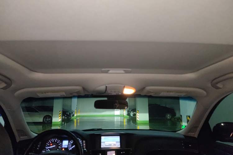 Used Infiniti Q70 2015 Q70L 2.5L Elite Edition Headliner