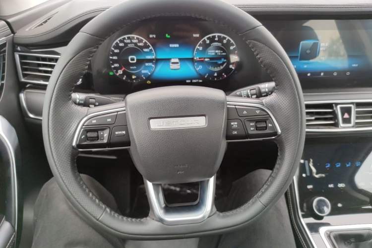 Used JETOUR X90 2021 1.5T Manual Shadow Fun Edition 5 Seats Steering Wheel