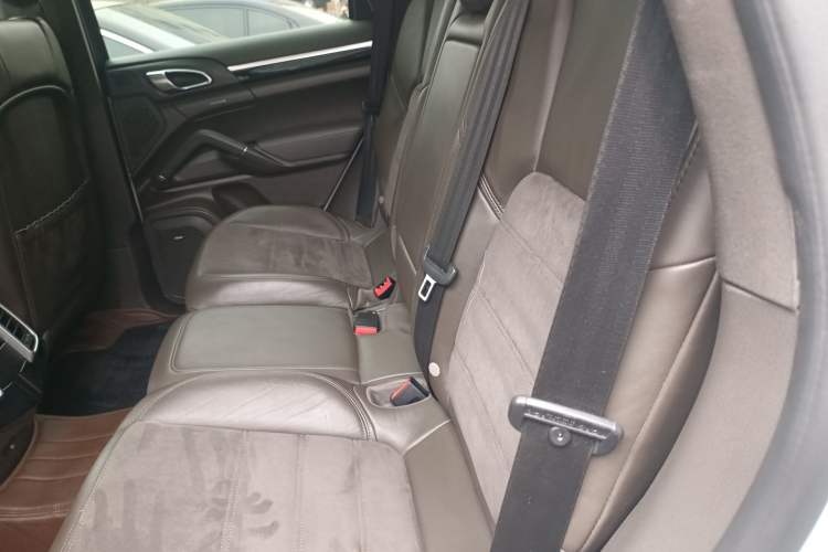Used Porsche Cayenne 2016 Cayenne 3.0T Left Rear Seat