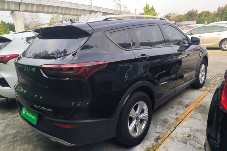 Used JETOUR X70M 2021 1.5T Manual Urban Partner Model 5 Seats
