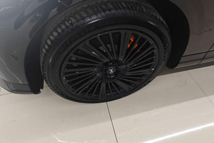 Used XPeng G9 2025 625 Long-Range Max
