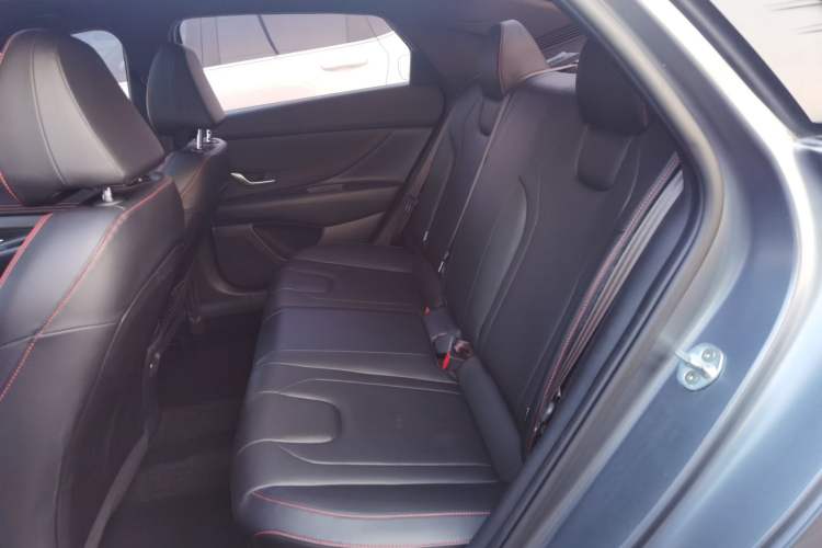 Used Hyundai Elantra 2022 1.5L CVT 20th Anniversary Edition