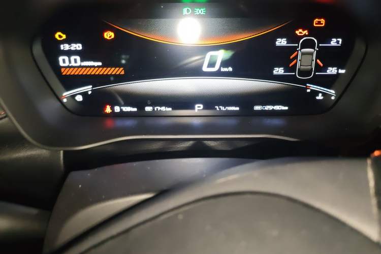 Used MG 5 2025 300TGI Global Flagship Edition Odometer Close Up