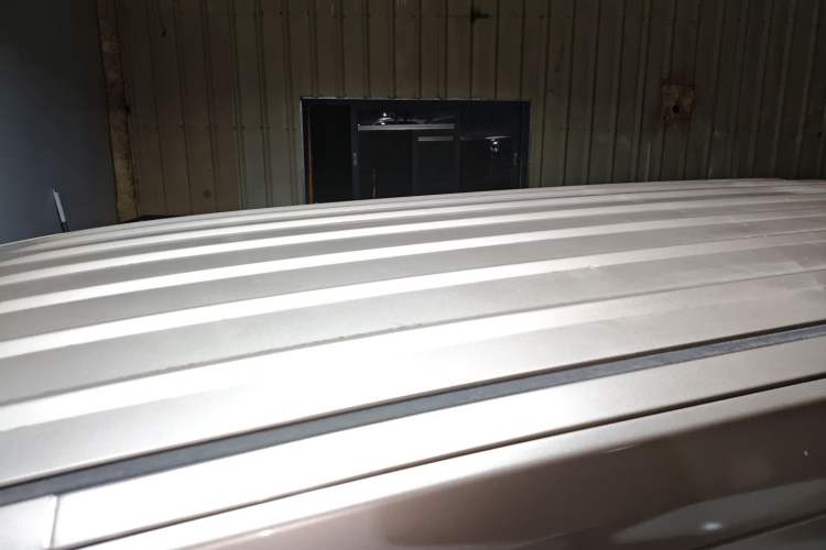 Used Wuling Hongguang V 2022 1.5L Jingqu Edition Enclosed-Window Vehicle with Electric Power Steering LAR
