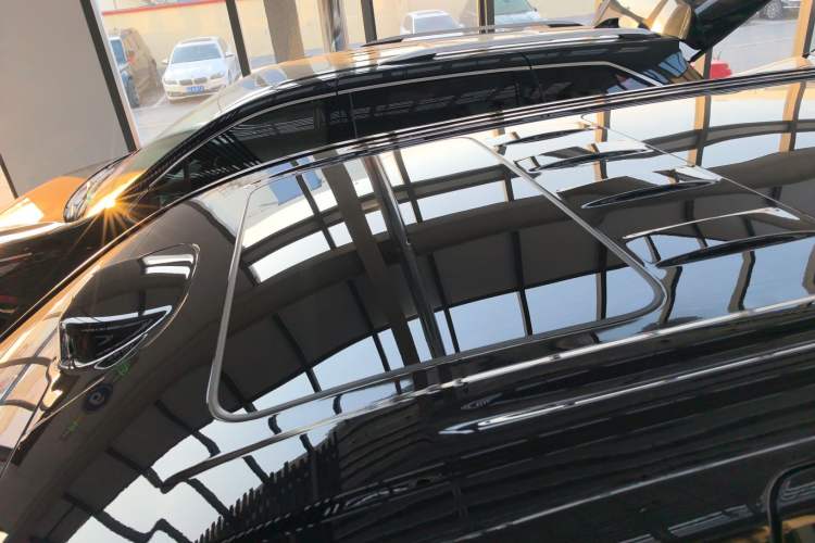 Used VOYAH Dream 2025 PHEV Four-Wheel-Drive Flagship Version – Qiankun Edition