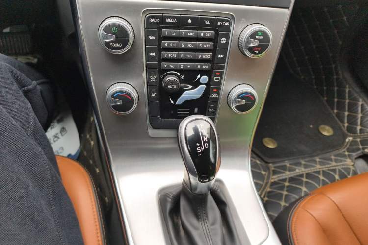 Used Volvo S60 2017 S60L T3 Smart Upgrade Edition
