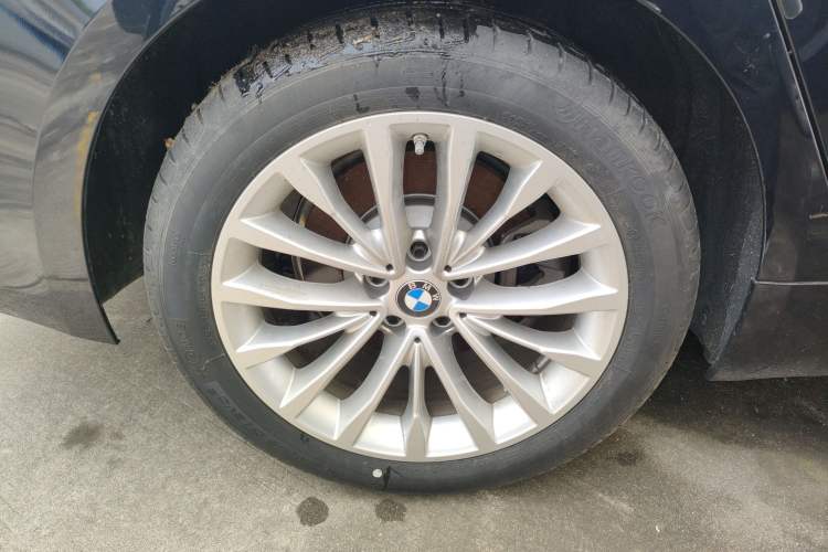 Used BMW 5 Series 2022 Second Facelift 525Li Luxury Package
