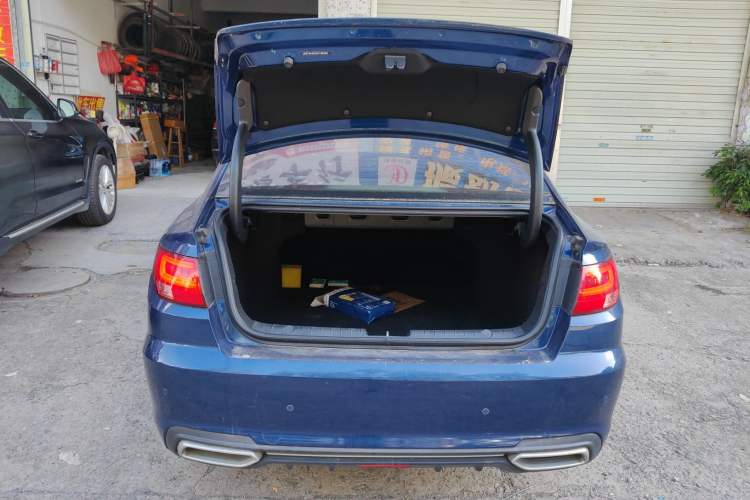 Used Geely Auto Emgrand GL 2017 1.8L DCT Elite Model