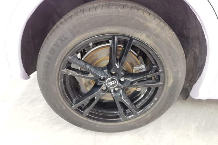 Used Audi Q5L 2018 40 TFSI Prestige Fashion Edition China V Right Rear Wheel Hub