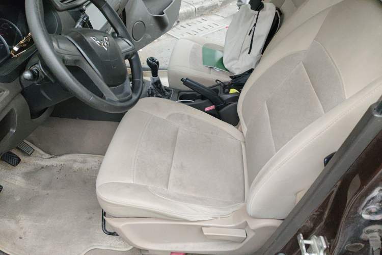 Used Wuling Hongguang 2015 1.2L S Base Model China IV
