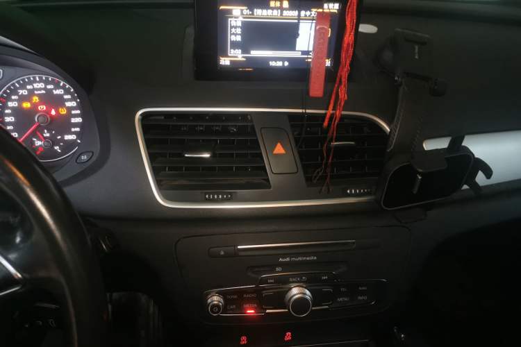 Used Audi Q3 2018 30th Anniversary Edition 30 TFSI Standard Model
