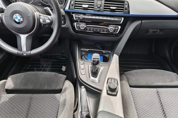 Used BMW 3 Series 2018 320i M Sport Package
