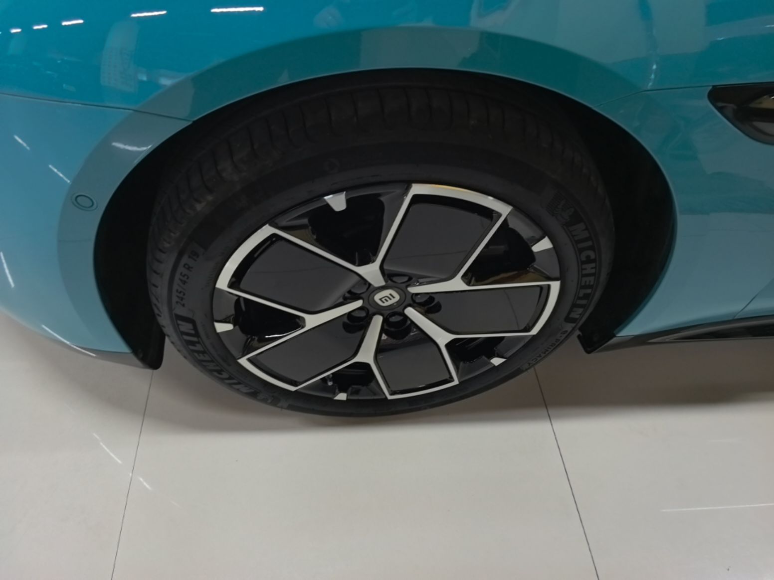 Xiaomi Auto SU7 2024 Rear-Drive Long-Range Intelligent Driving Version — снимка 10
